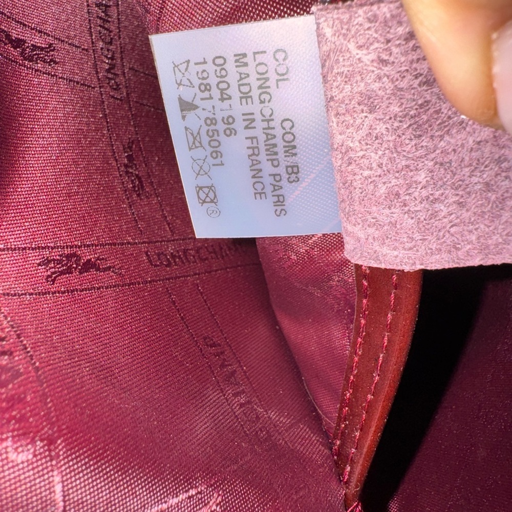 Longchamp Roseau patent leather tote bag Burgundy.  - Picture 13 of 16